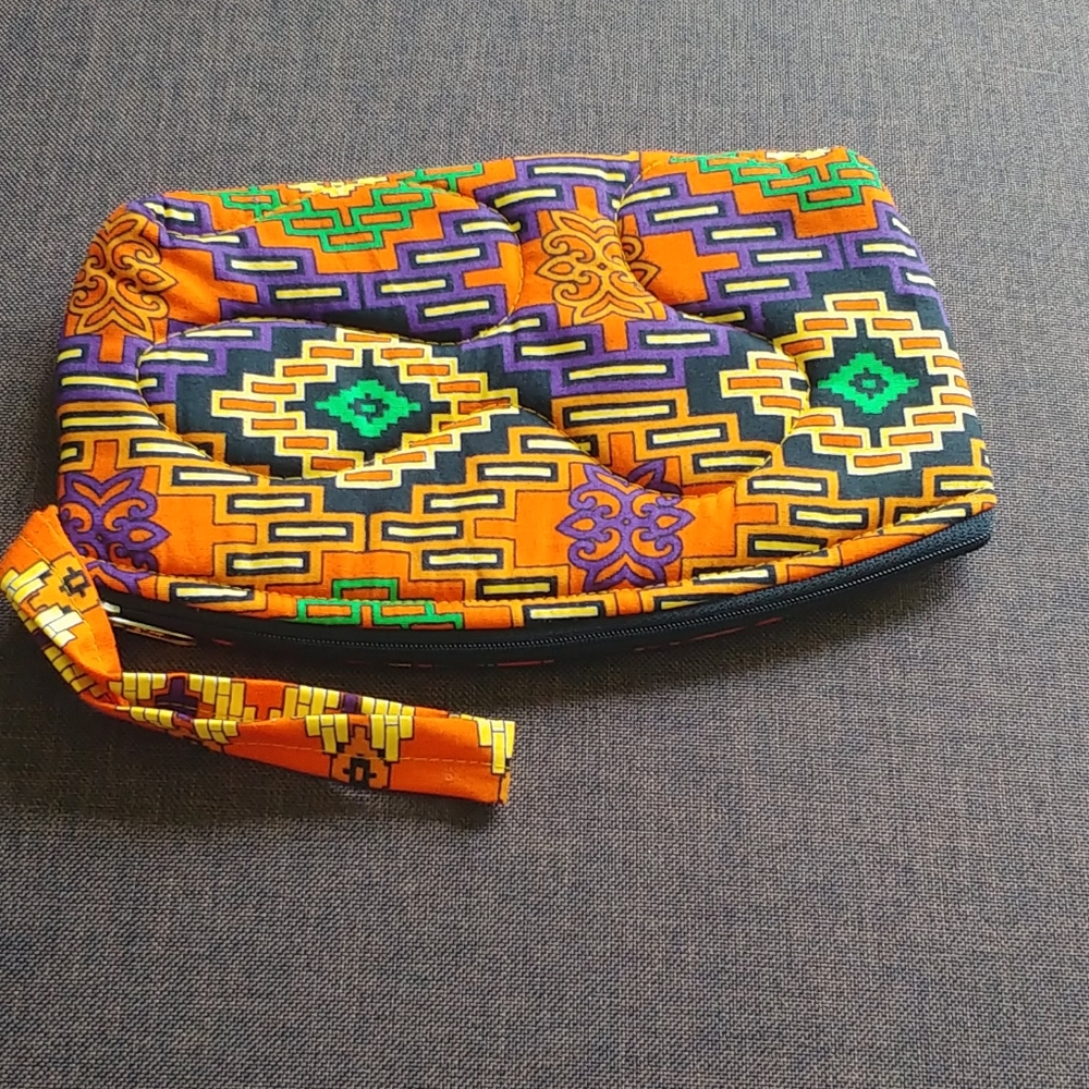 Handmade Make Up Pouch - Picture 2 of 3